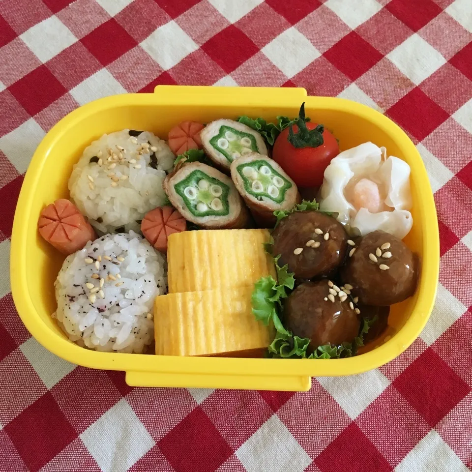 ミートボールとシュウマイのお弁当♡|nanaoさん