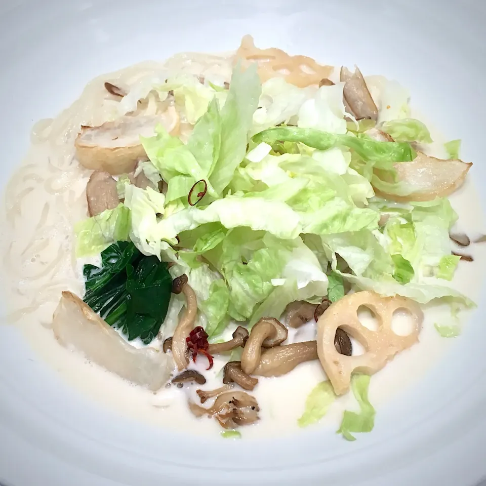 バタークリーム仕立て桜姫鷄とたっぷり野菜うどん|kennyさん