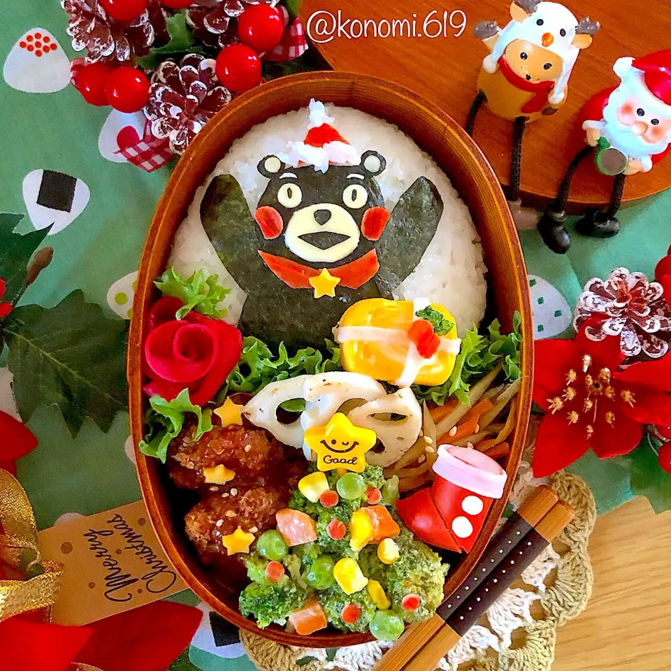 くまモンのドデカおにぎりクリスマス弁当🍙🐻🎄|@konomi.619さん