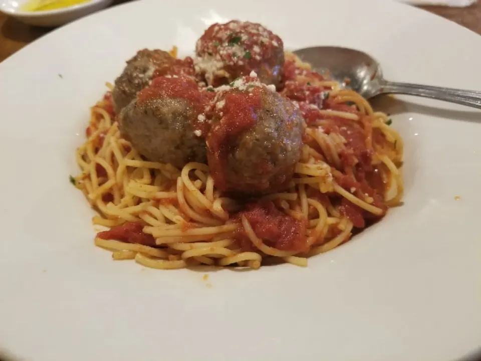 Spaghetti and Meatballs|Frank Ortizさん