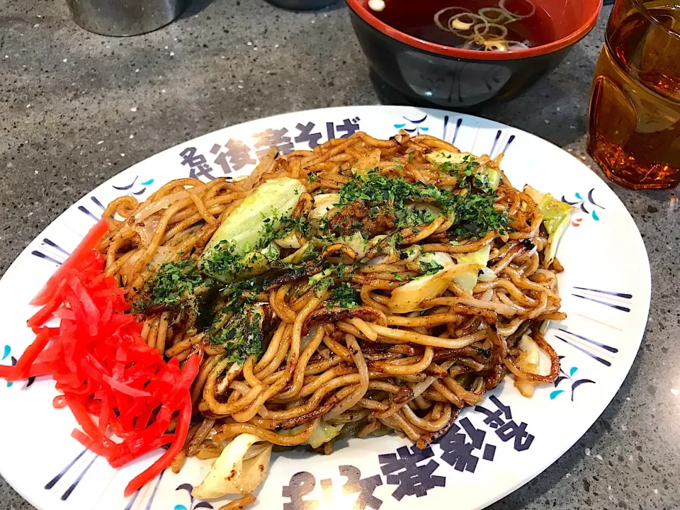 焼きそば|マハロ菊池さん