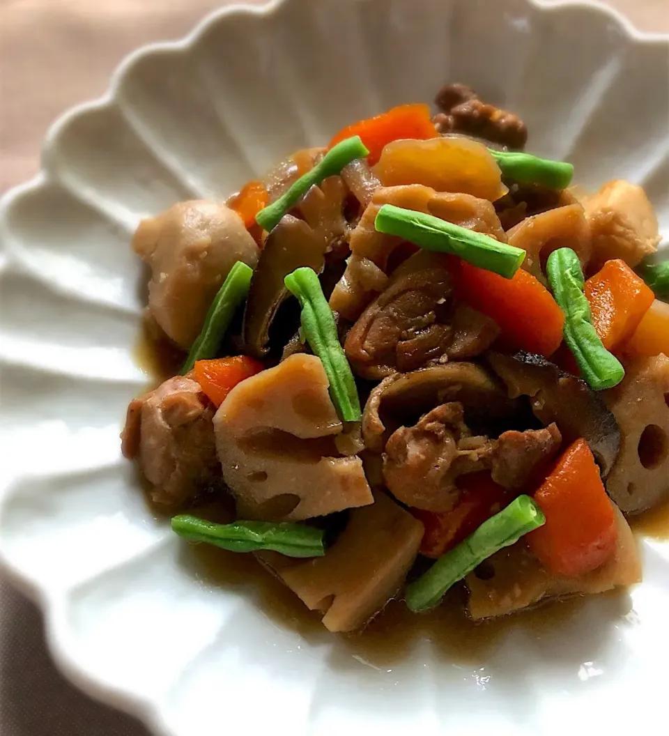 朝ごはんを食べよう🙌広島県福山市山野町のこんにゃくを使って筑前煮🐓👩‍🌾|あしゃぱんさん