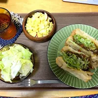 Snapdishの料理写真:残りものキーマカレーサンド|HOTATEさん