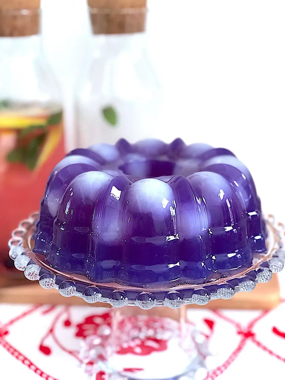 Blue butterfly pea flower, lemongrass, lime and longan agar agar|12Dragonさん