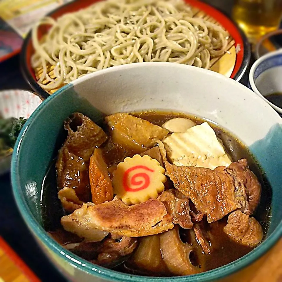 Snapdishの料理写真:いつものお蕎麦屋さんで、豚バラけんちん蕎麦～＼(^o^)／|たかたかさん