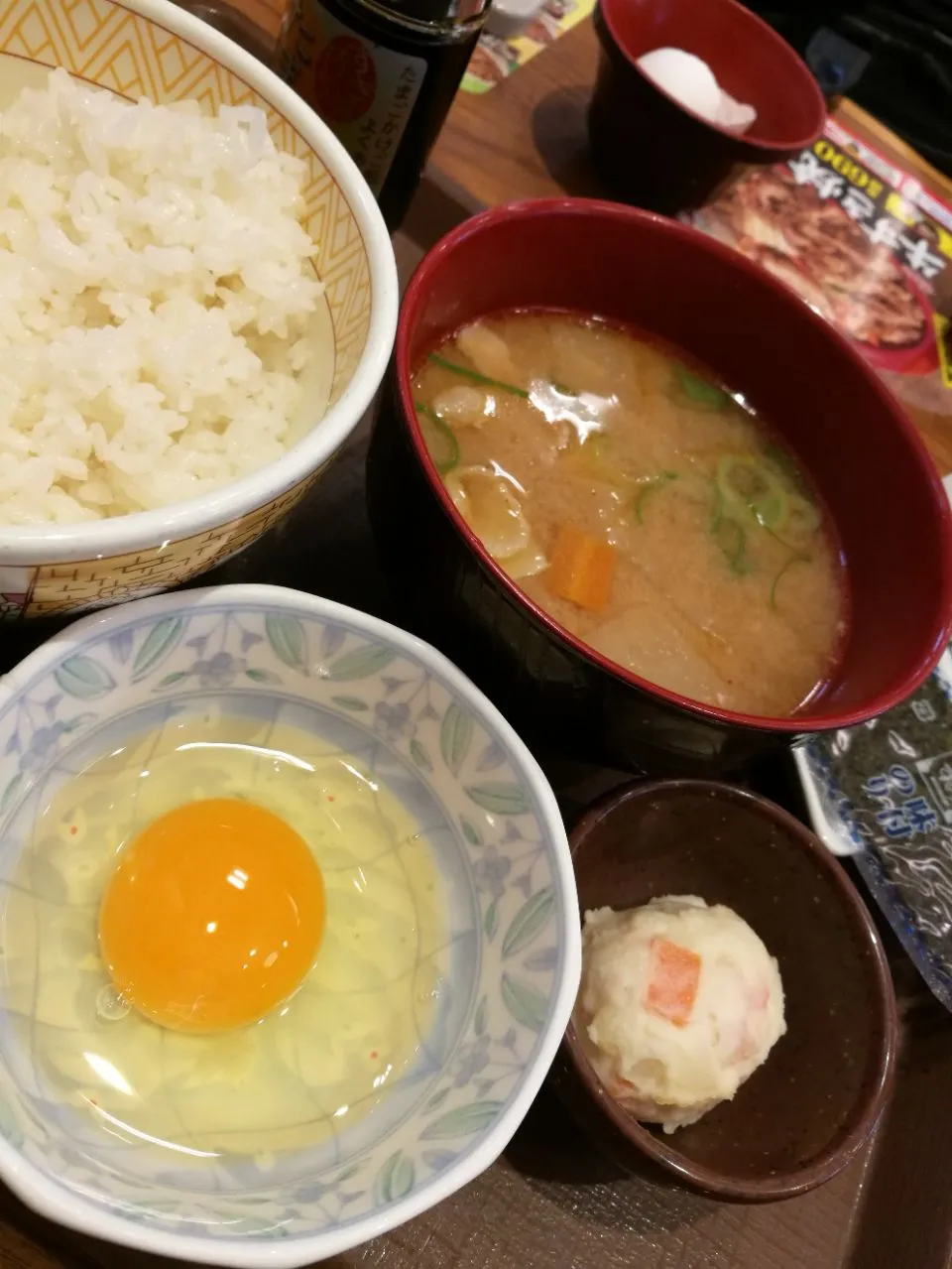 カレー豚汁のたまごかけご飯|osakana555さん