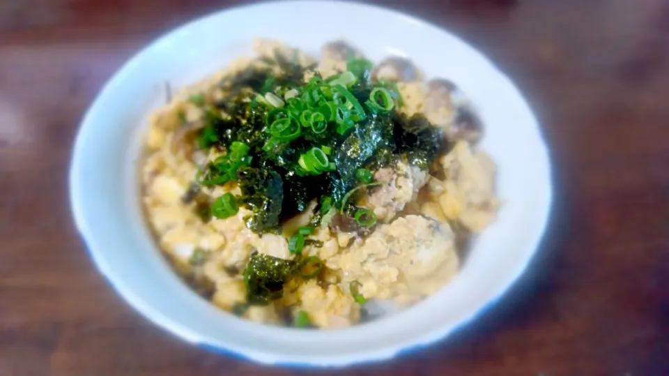 すぐ食べたい時に！レンチンサバの卵丼|あだ名はおかめさん