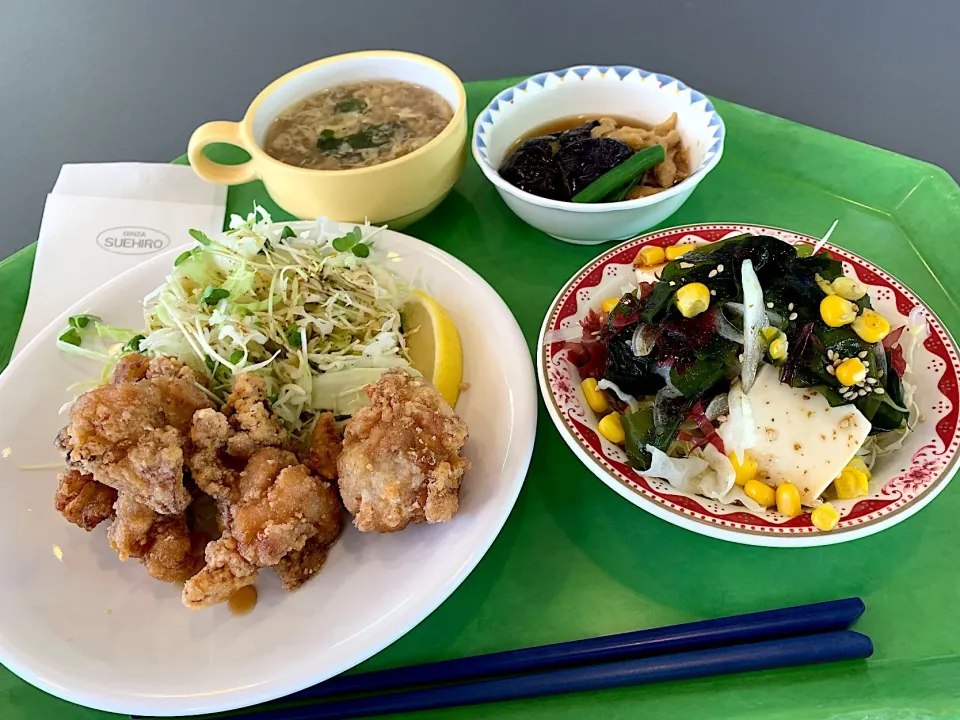 若鶏の竜田揚、茄子の煮浸し、豆腐と海藻のサラダ、玉子とワカメのスープ|Tadahiko Watanabeさん