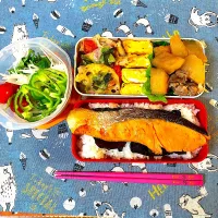 Snapdishの料理写真:今日のお仕事お弁当🍱
レンコンピザ🍕|RU.Farmさん