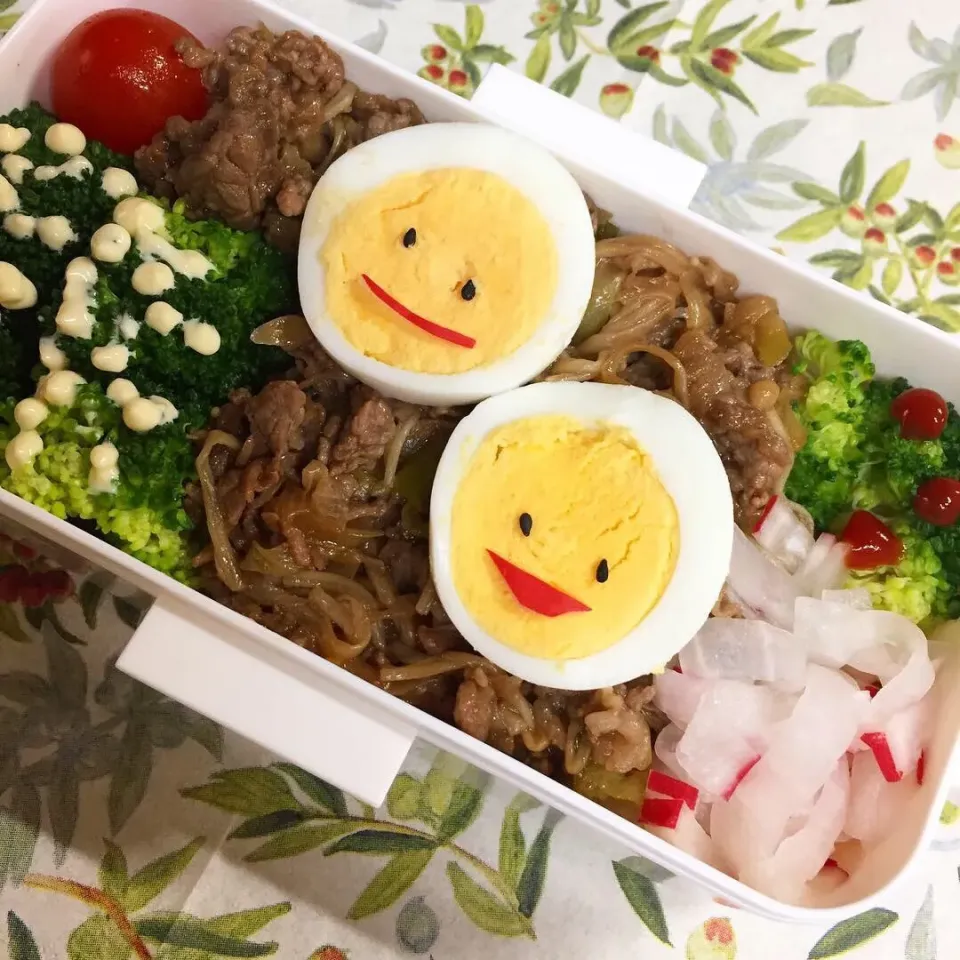 牛すき焼き弁当🙂😄|みっこちゃんさん