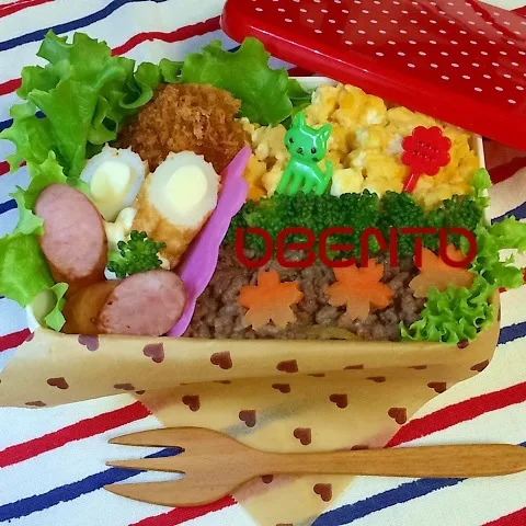 ≧(´▽｀)≦  三色そぼろのお弁当♪|cafechanさん