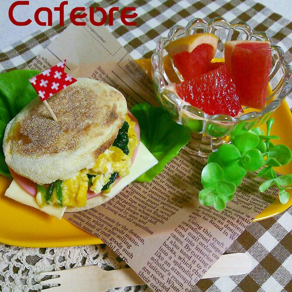 ♪ヽ(´▽｀)/  おはよう～♪|cafechanさん