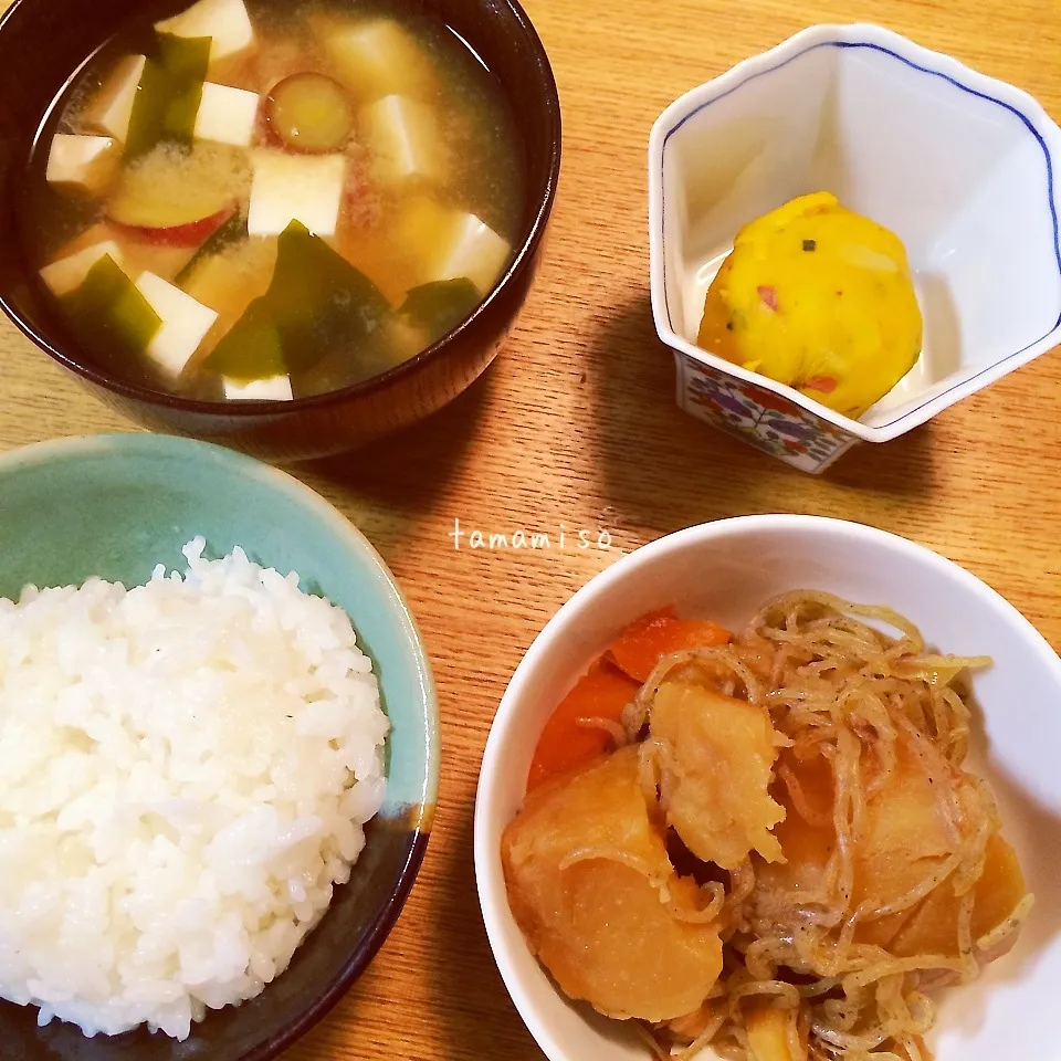 Snapdishの料理写真:肉じゃが定食|tamamisoさん