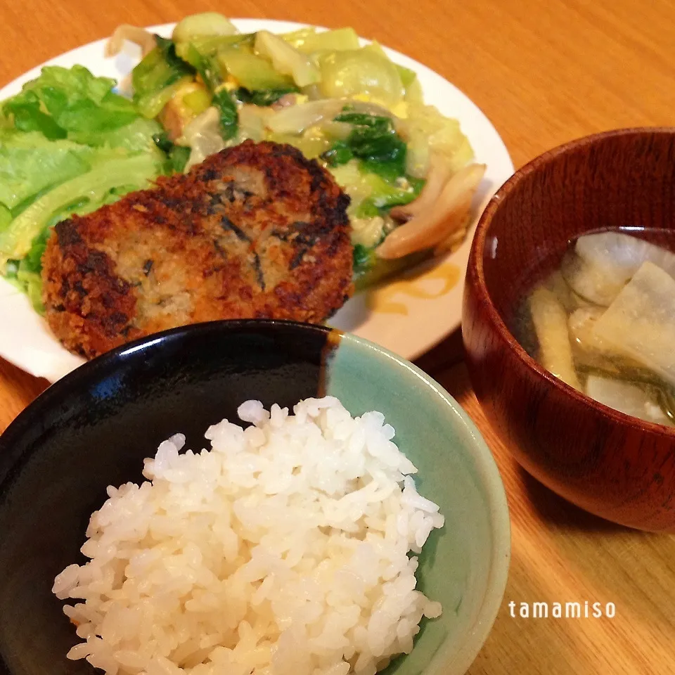 肉じゃがコロッケの夕飯|tamamisoさん