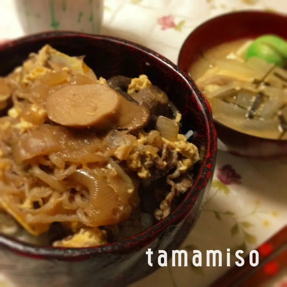 Snapdishの料理写真:すき焼き丼|tamamisoさん