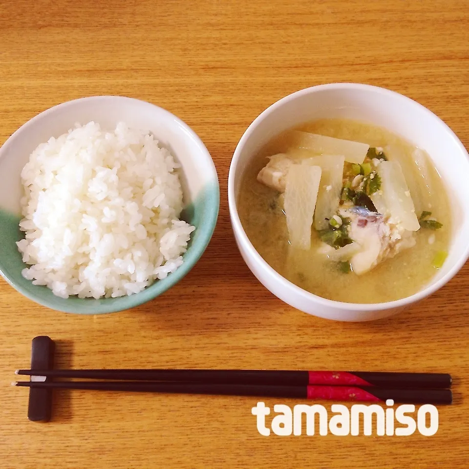 タラと大根の味噌汁の昼食|tamamisoさん