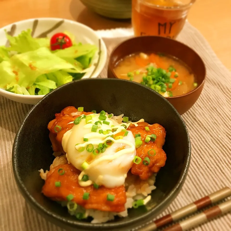 Snapdishの料理写真:鶏の照り焼き丼温玉のせ♡|Reichangさん