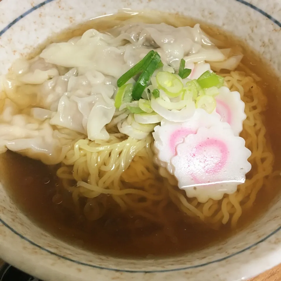 ワンタン麺|とももさん