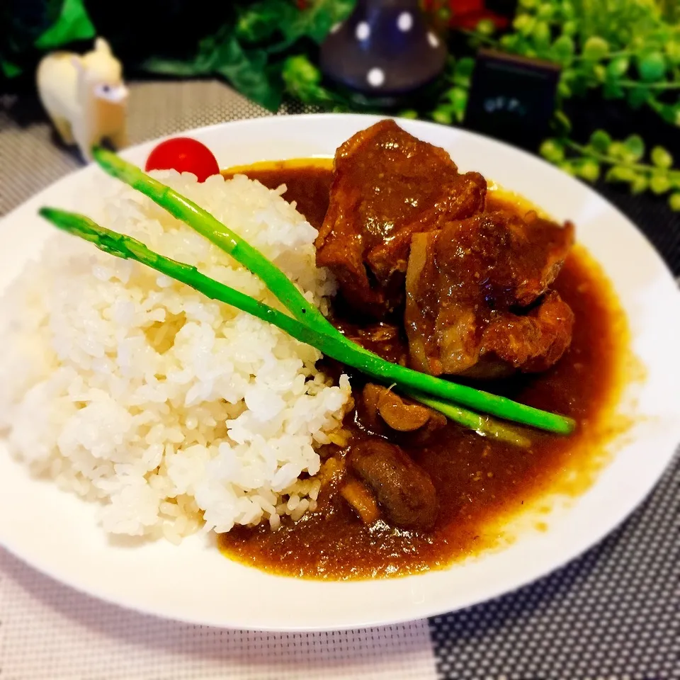 具が大きいにも程がある欧風角煮カレー|Wabiさん