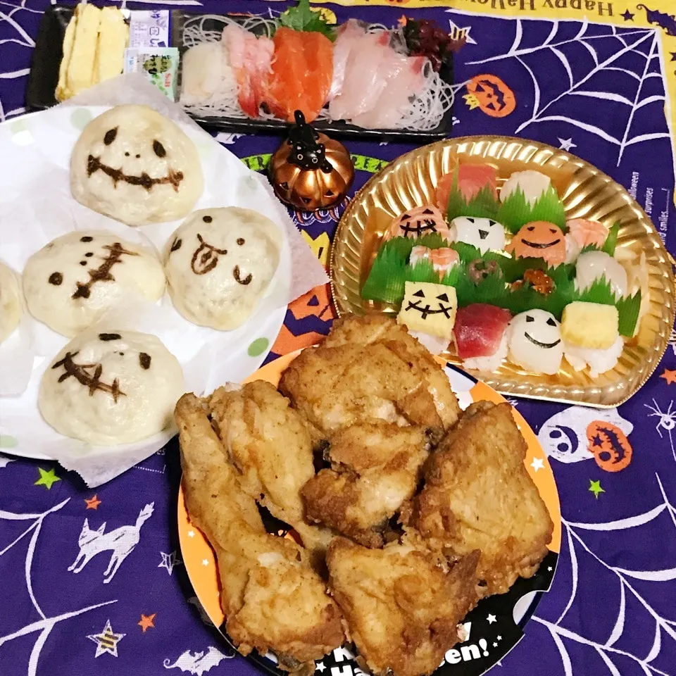 HappyHalloween🎃今夜の夕食♡|あやちゃんママさん