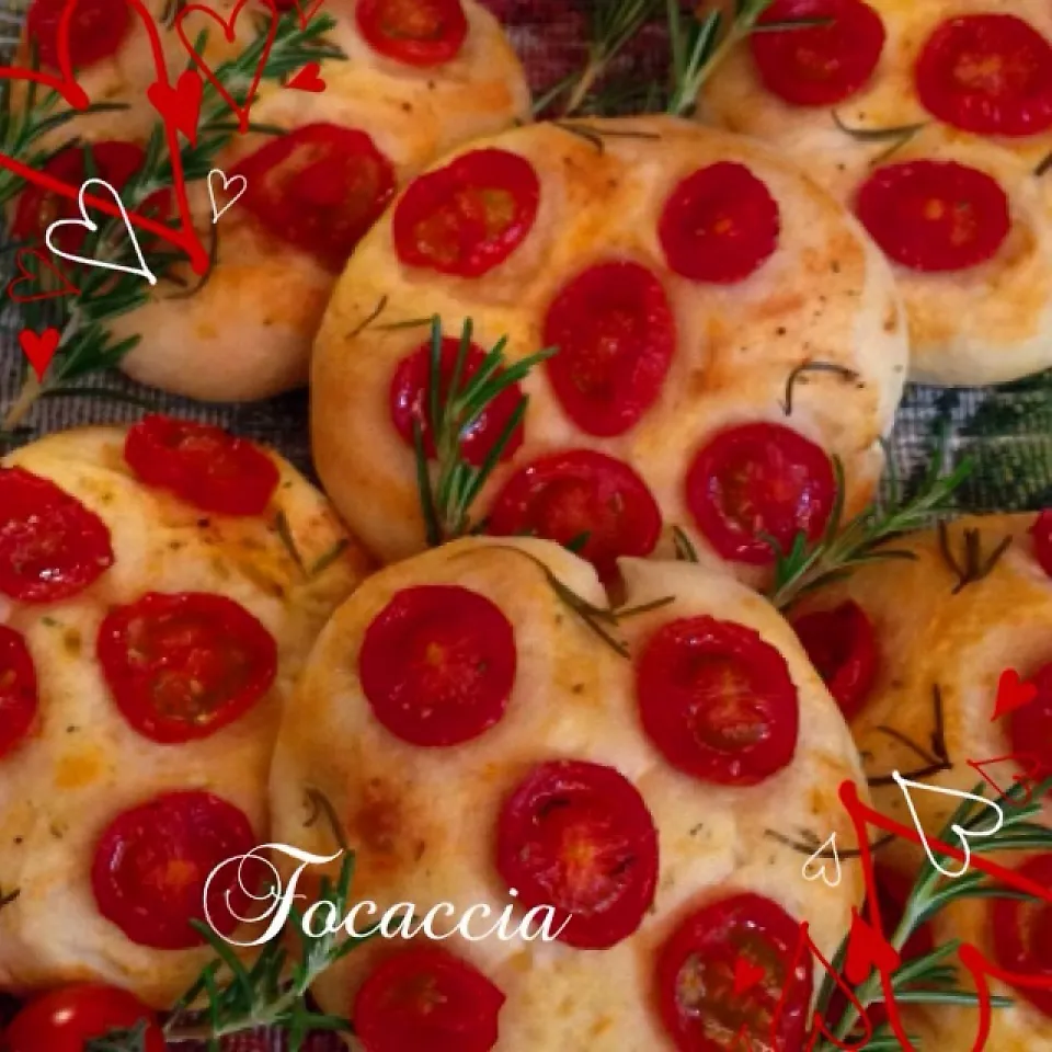 ♡トマト＆ローズマリーのフォカッチャ♡Lizちゃんハピバ♡|henryさん