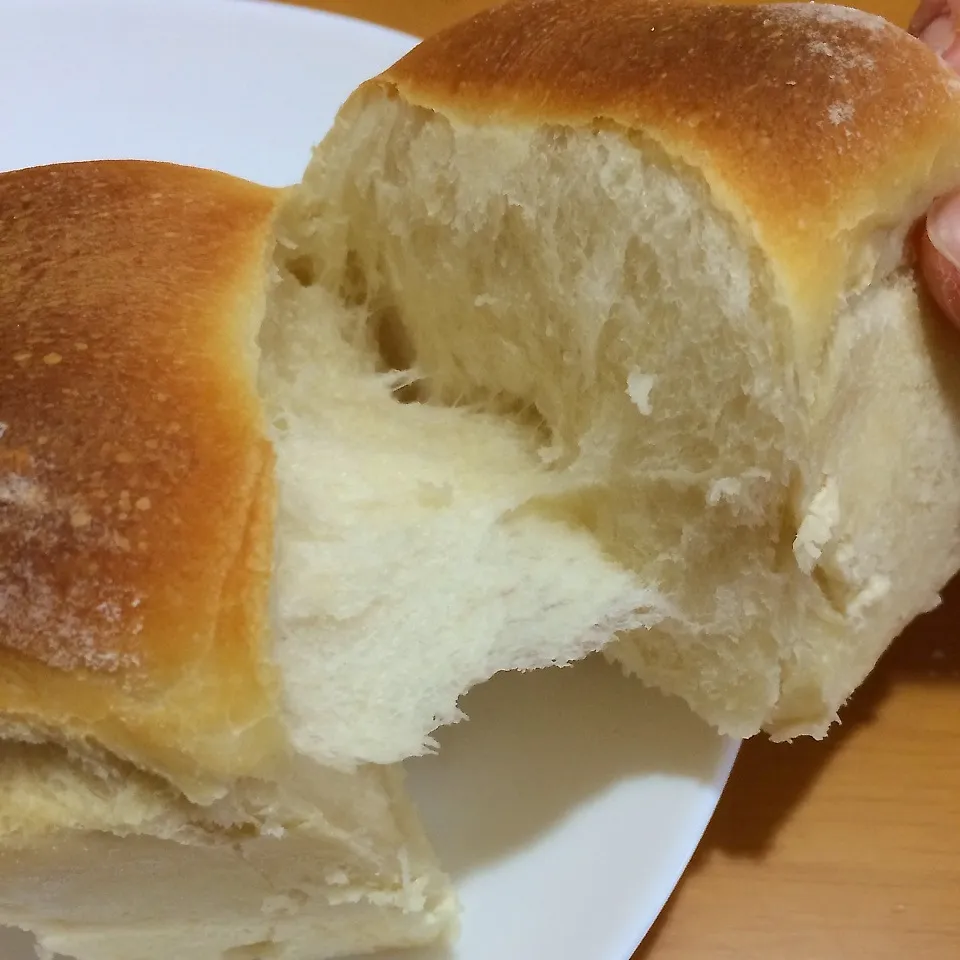 Snapdishの料理写真:ルナトトママさんの湯だねで食パン|ゆっこちゃんさん