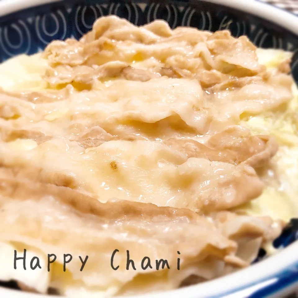 キャベツと豚バラ肉のチーズ蒸し|chamiさん