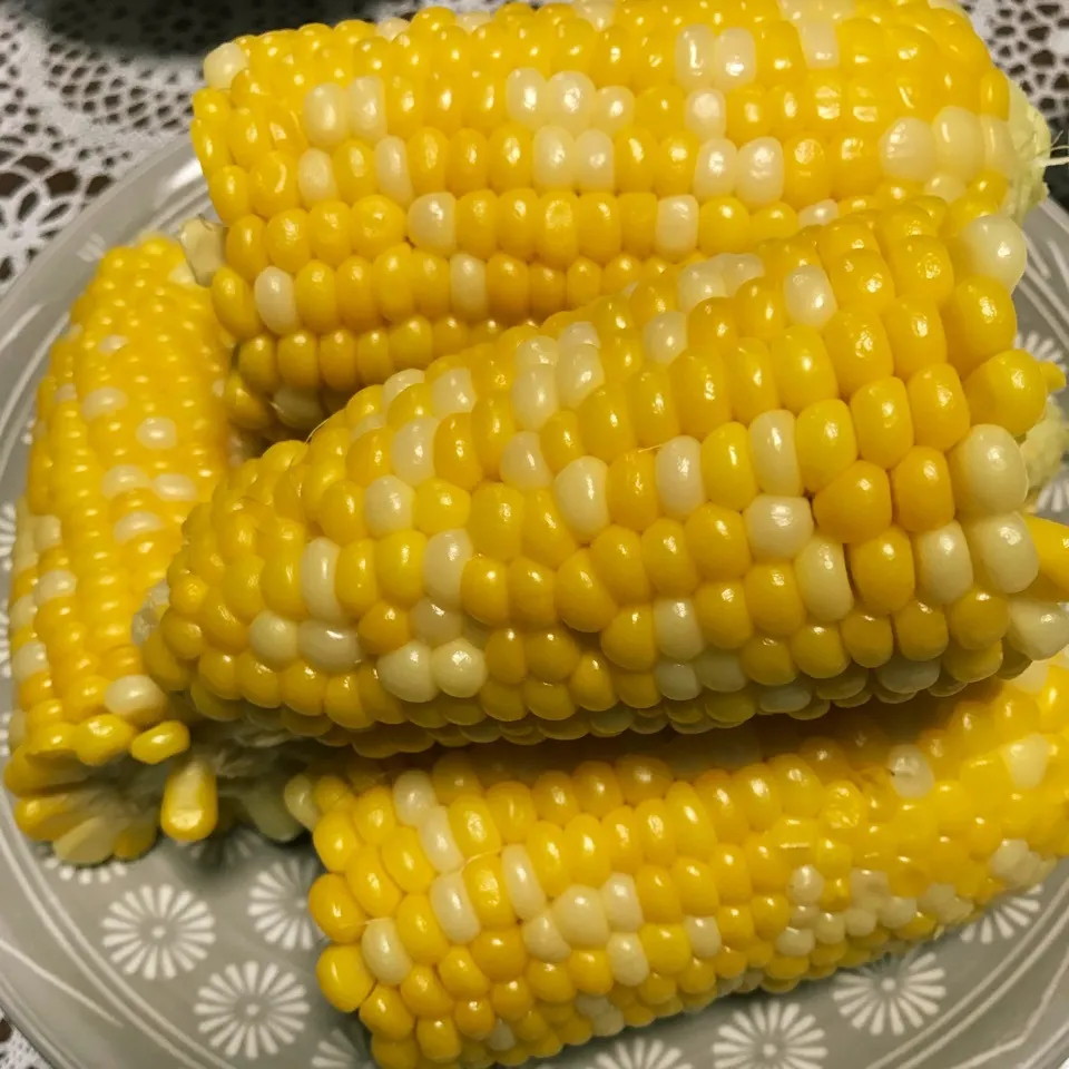 Snapdishの料理写真:トウモロコシ🌽|iguigupopさん