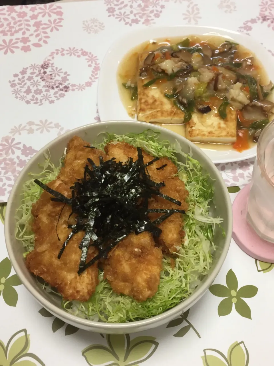 たれカツ丼と中華あんかけ豆腐ステーキ|まみっこさん