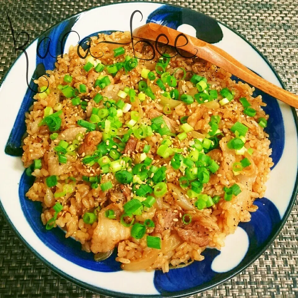 祝へーさん♡絶品ソース炒めご飯でおめでとう|からあげビールさん