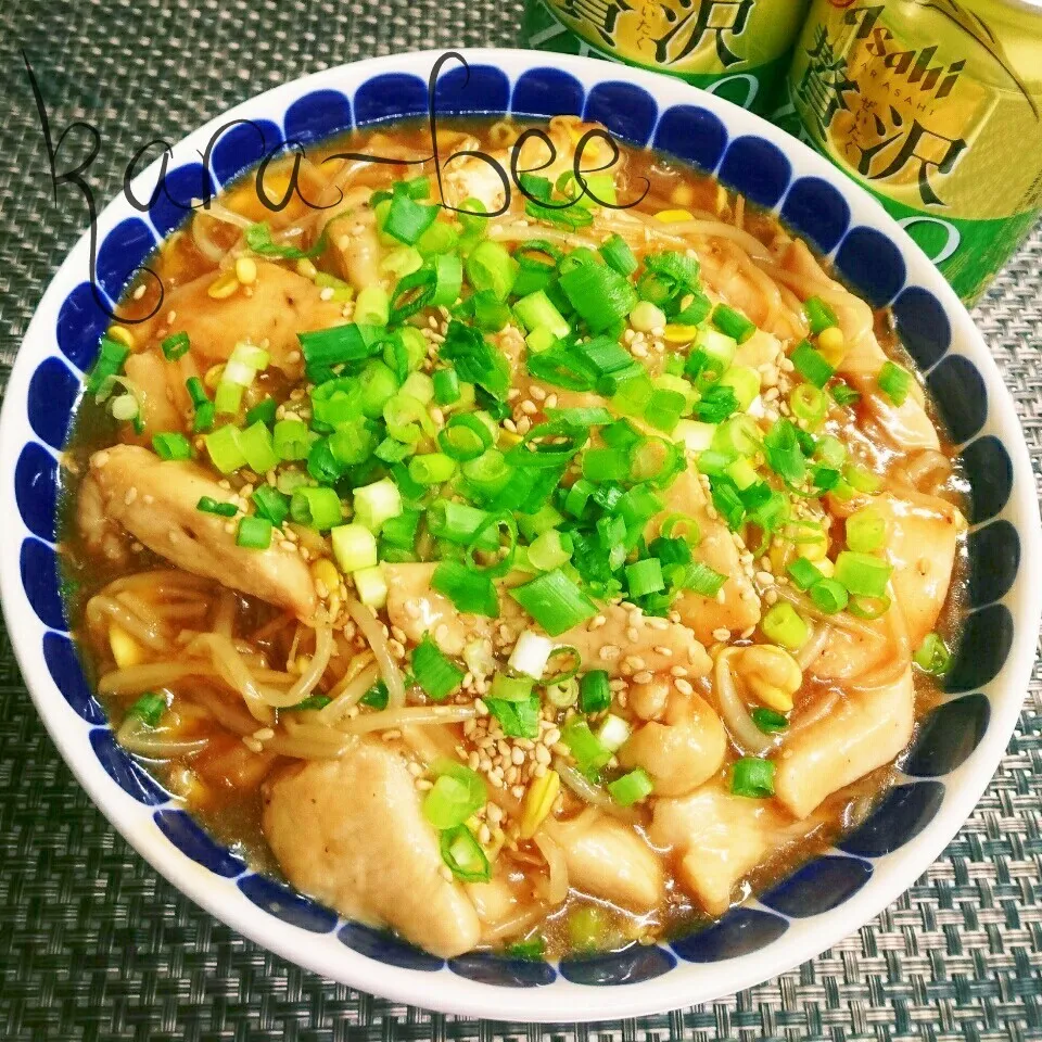 節約100円♡ご飯にかけたい!もやしとむね肉のピリ辛とろみ煮|からあげビールさん