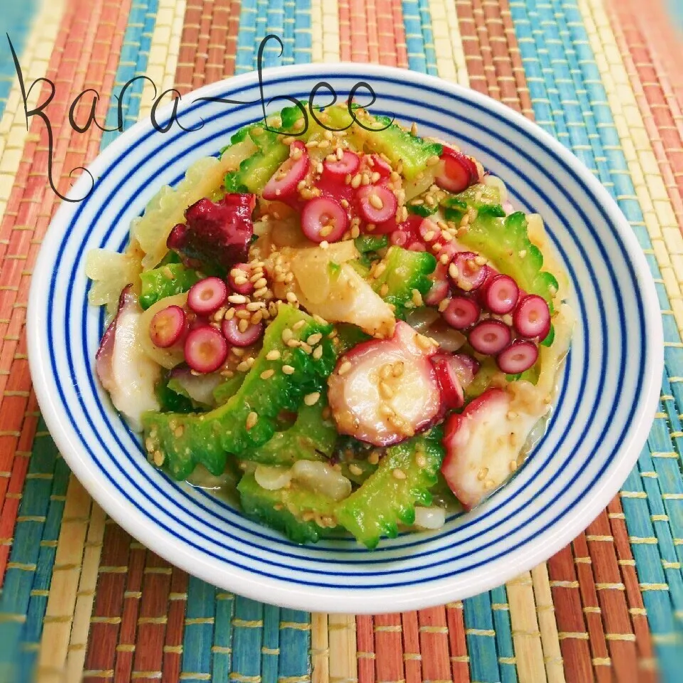 Snapdishの料理写真:レンジで時短!サッパリ爽やか♡タコとゴーヤの胡麻酢味噌和え|からあげビールさん