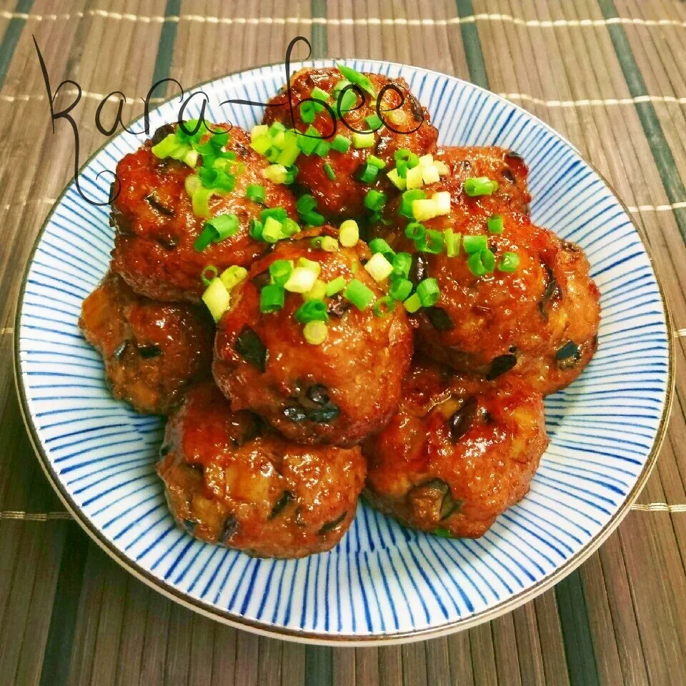 やわらかジューシー!茄子たっぷり照り焼き肉団子♡祝めんちゃん|からあげビールさん