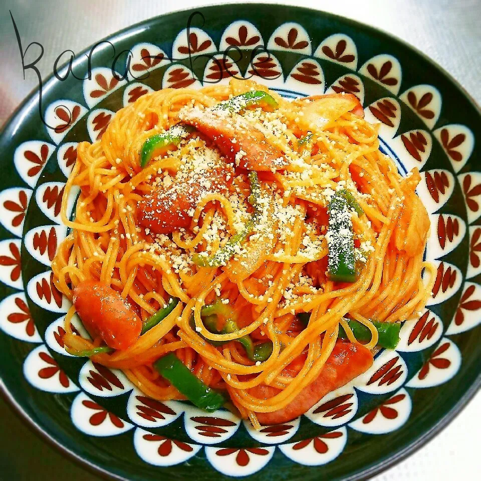 Snapdishの料理写真:もっちもち水漬けパスタのナポリタンでぶりさん祝500|からあげビールさん