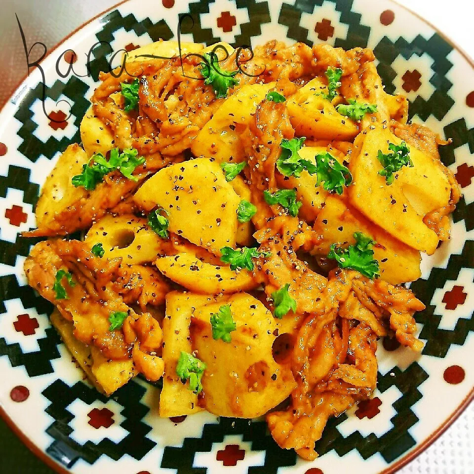 旨味たっぷり♡鶏とレンコンのスパイシーカレーチーズ炒め|からあげビールさん