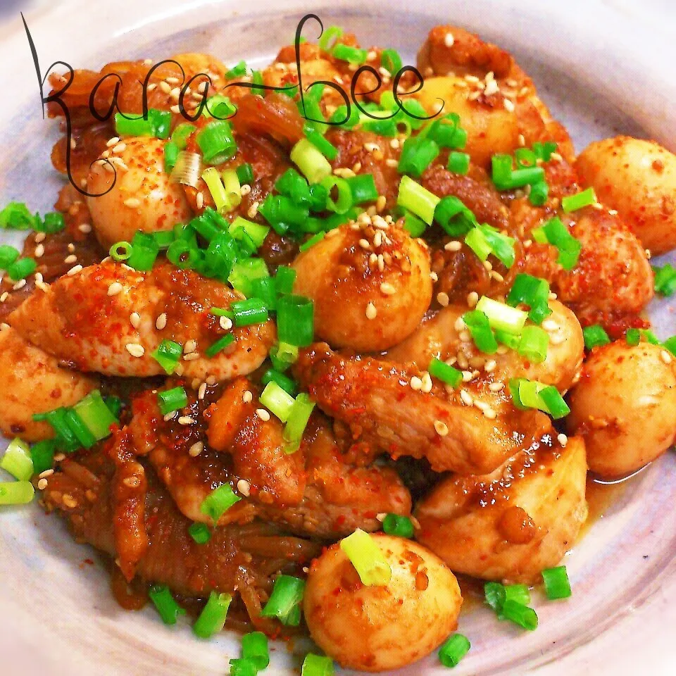 食欲の秋♡鶏とうずらと白滝のピリ辛ゴマ味噌【簡単10分】|からあげビールさん