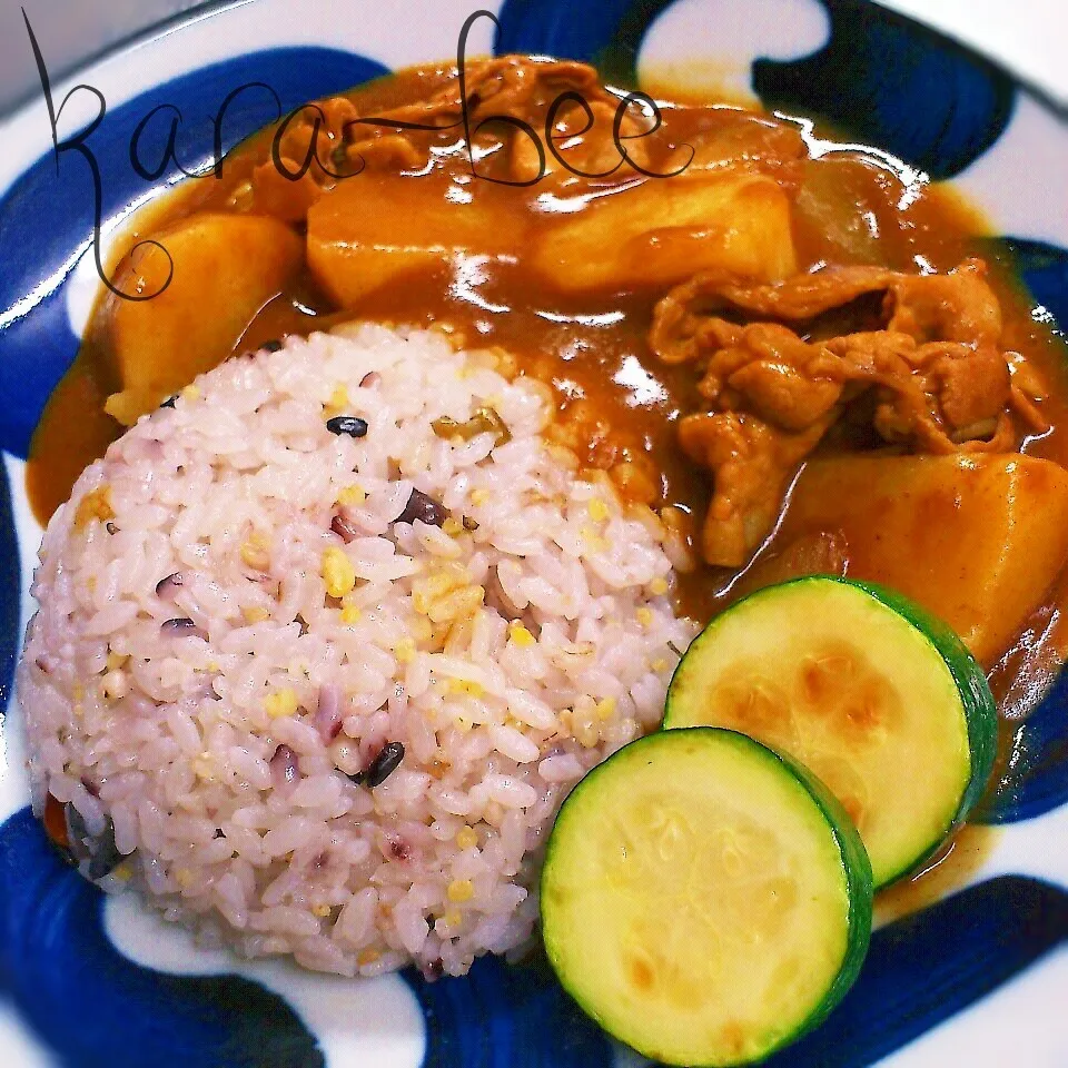 スタミナ長いもカレー☆サクッホクッ食感はお好みで♡時短コツ有|からあげビールさん