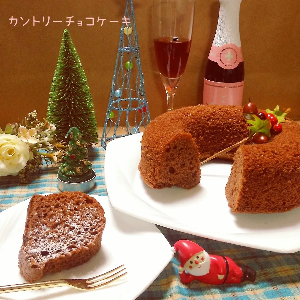 Snapdishの料理写真:混ぜて焼くだけ簡単カントリーチョコケーキ。|Sarryさん