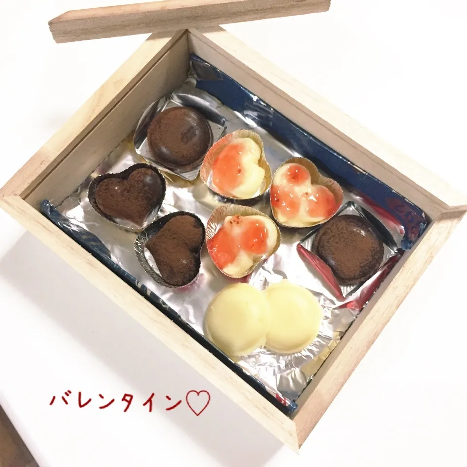 Snapdishの料理写真:バレンタインの生チョコ♡|takarinさん