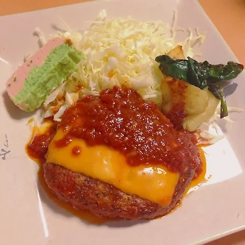 煮込みチーズハンバーグ|takarinさん