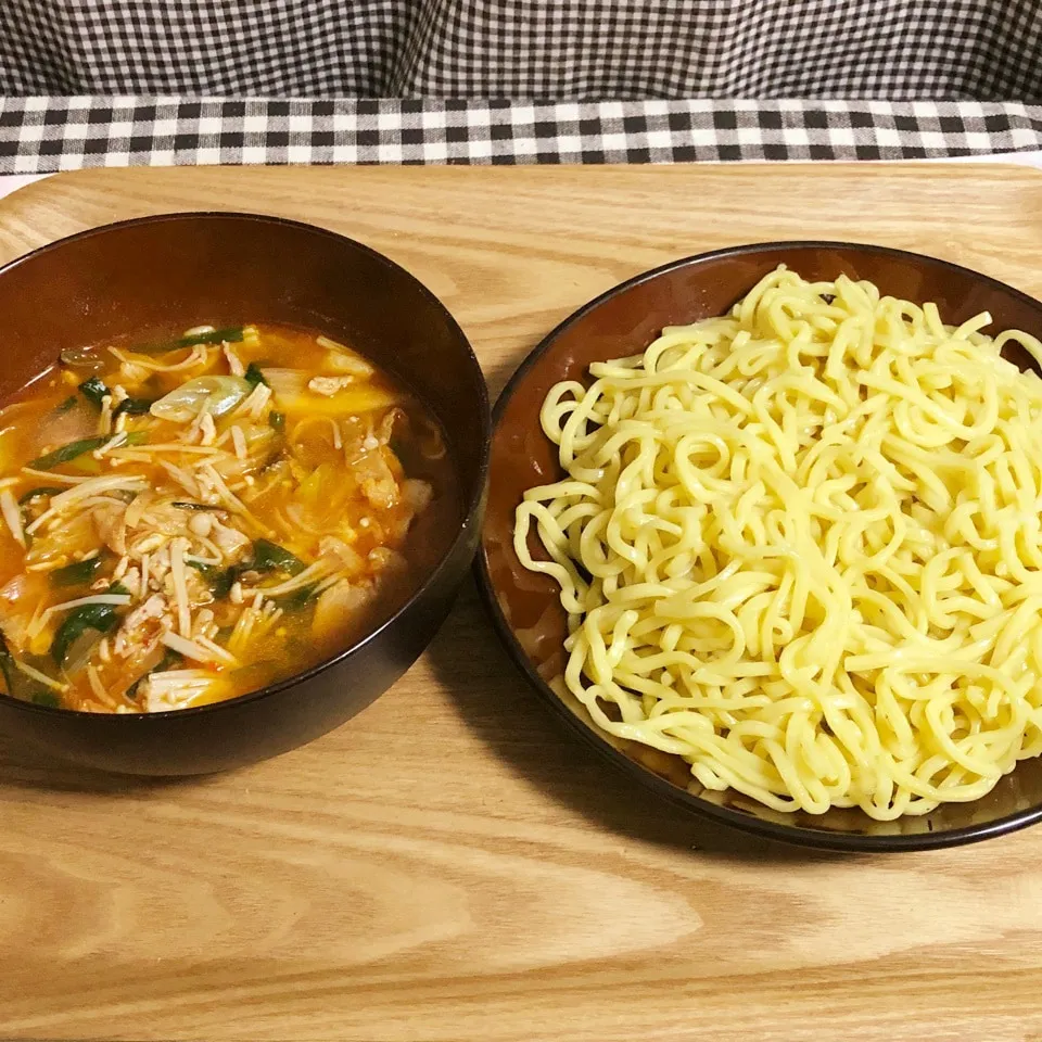 Snapdishの料理写真:キムチチゲのつけ麺|まぁたんさん