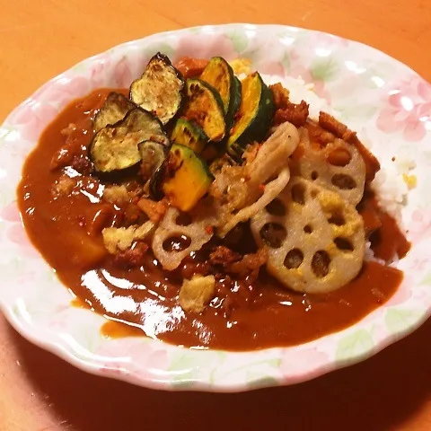 今夜は野菜たっぷりチキントマトカレー|takarinさん