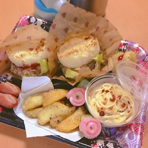 今日の高一長男のお弁当  ライスバーガー♡|takarinさん