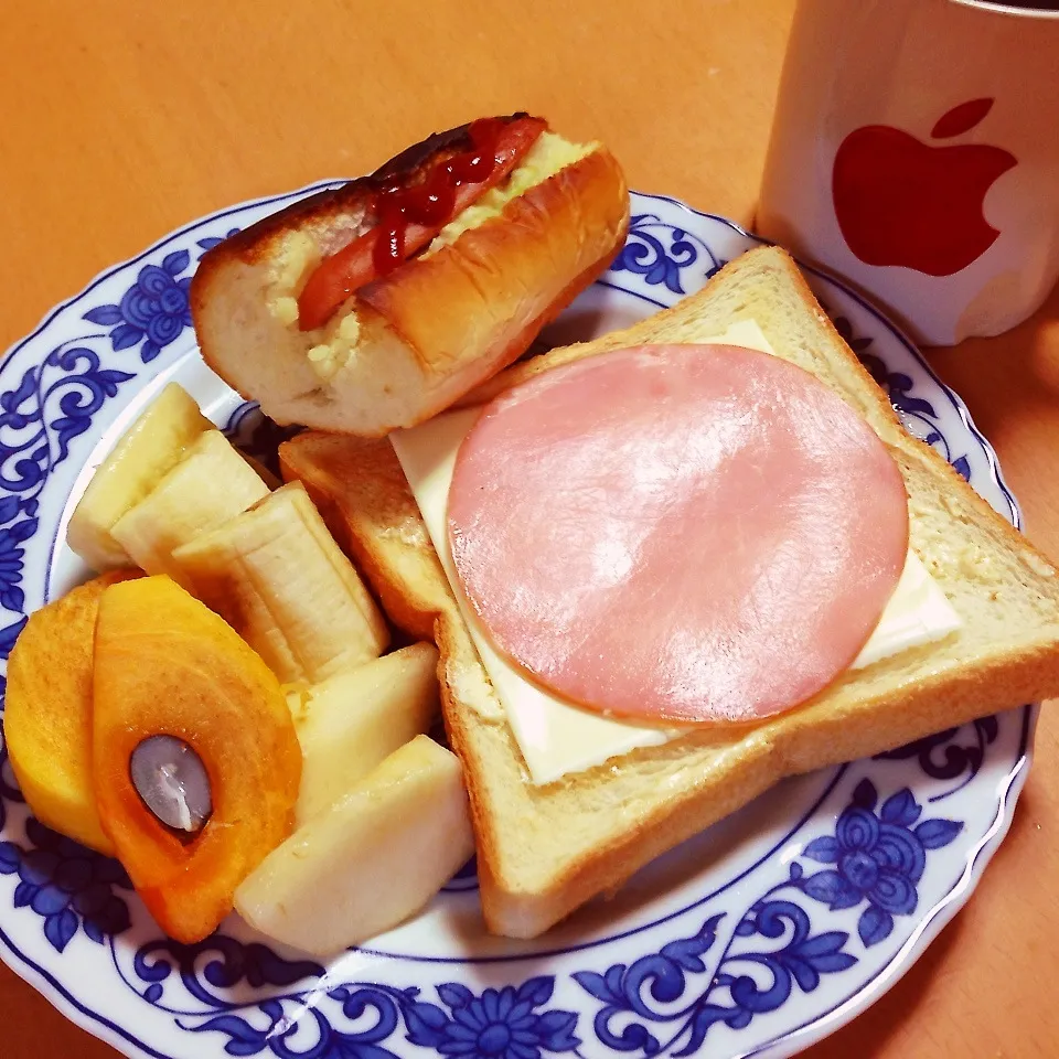 Snapdishの料理写真:朝ごパン|takarinさん