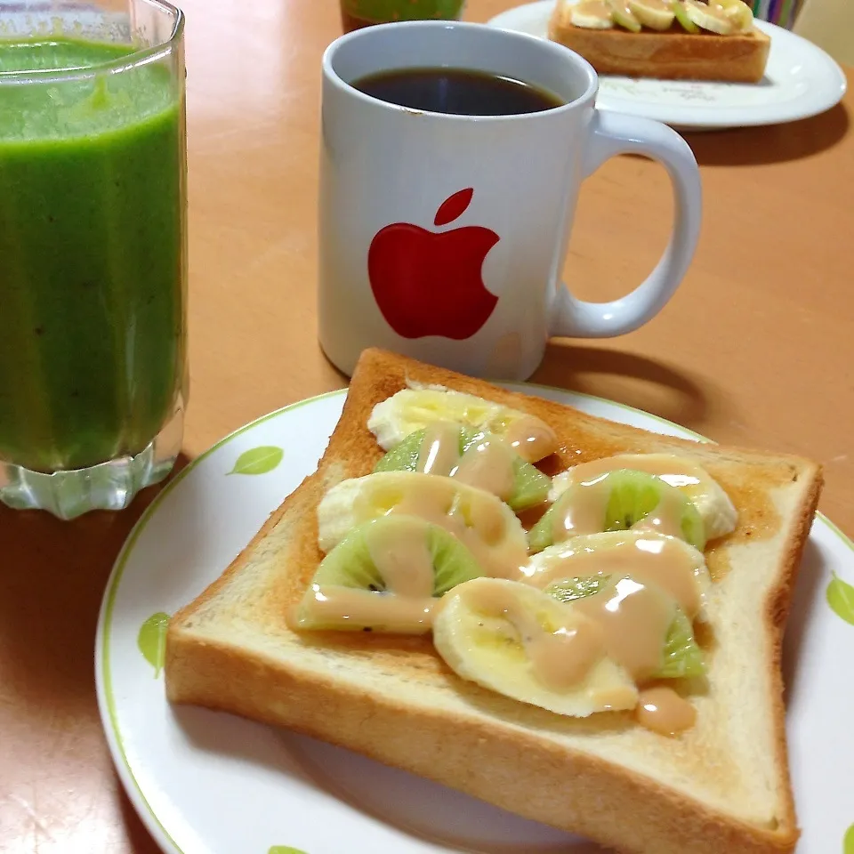 Snapdishの料理写真:朝ごパン|takarinさん