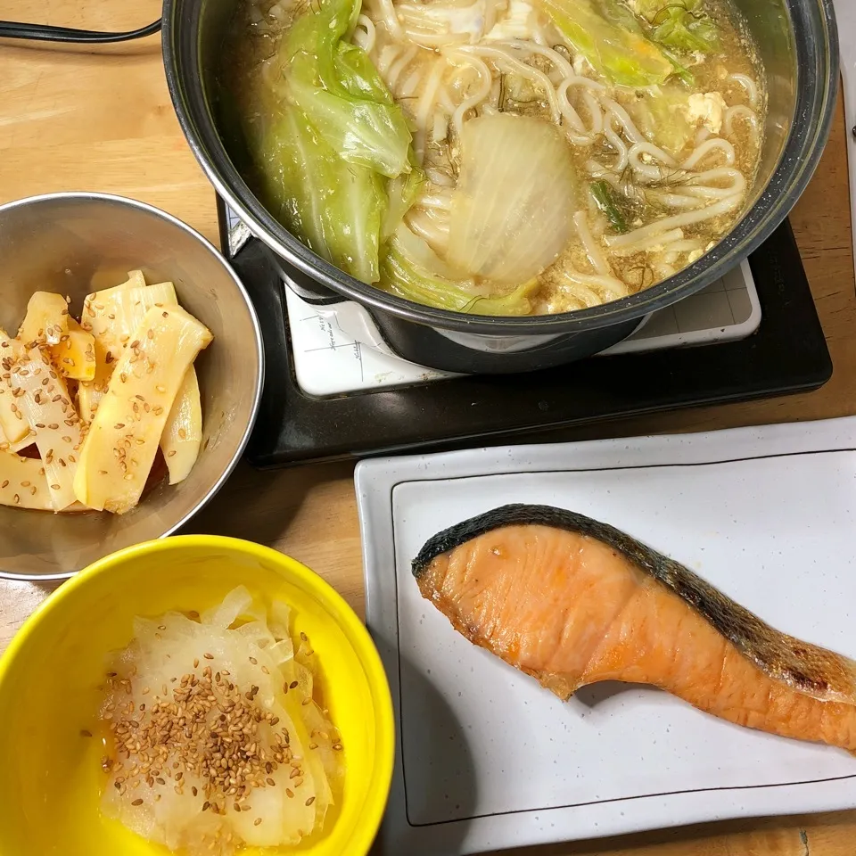 Snapdishの料理写真:焼鮭🐟|Makokoさん