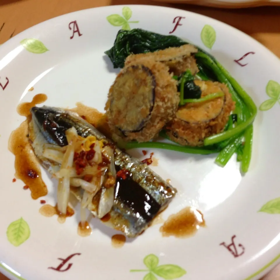 秋刀魚のバジル焼き＆ナスの挟み揚げ（簡単レシピ）|takarinさん