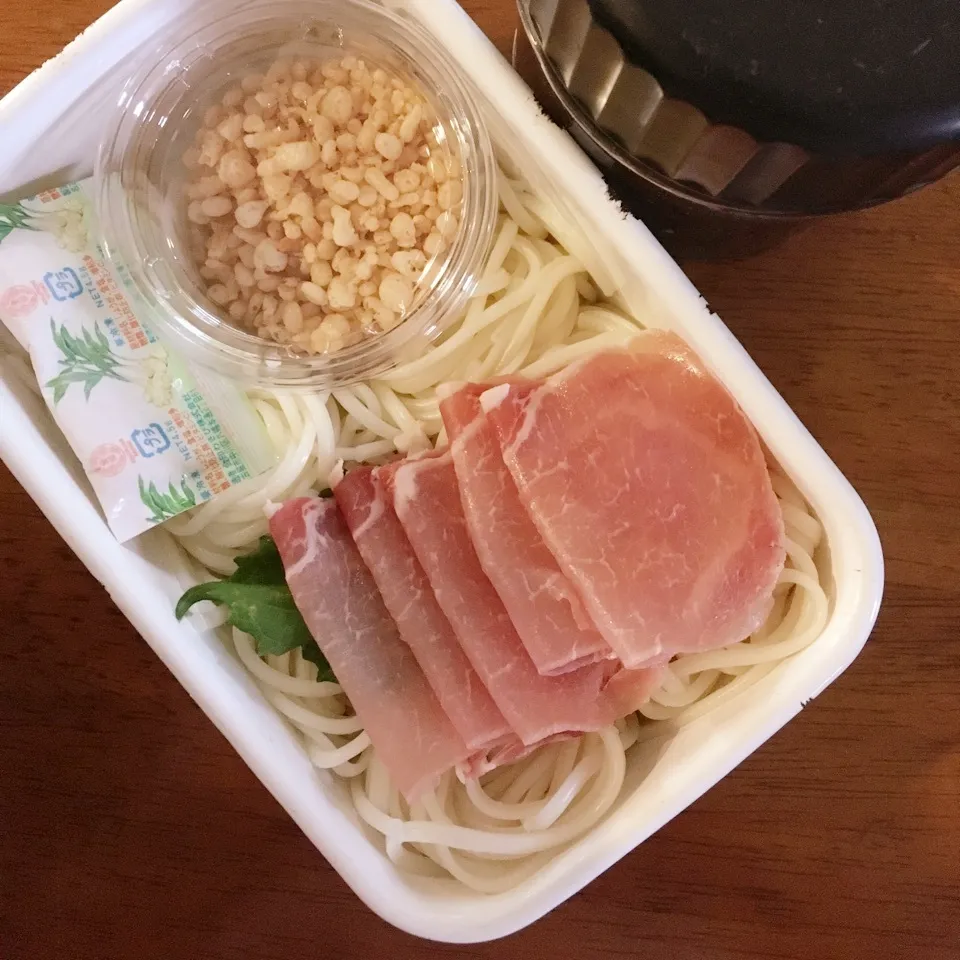 Snapdishの料理写真:生ハム五島うどん弁当|なつこいっきママさん