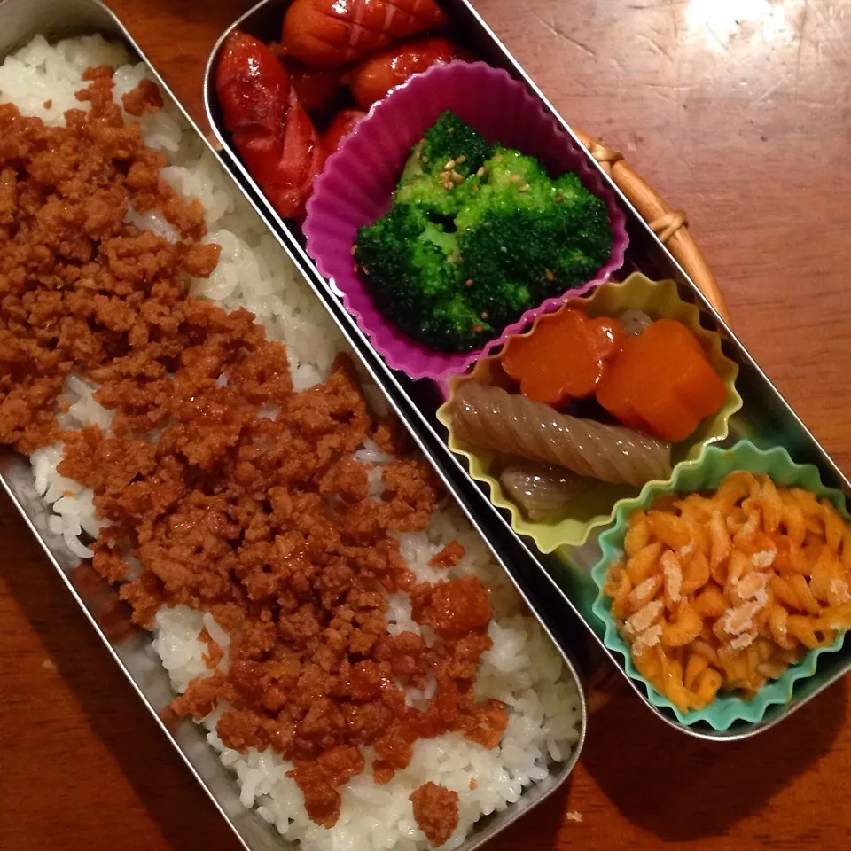 鶏そぼろ丼弁当|なつこいっきママさん