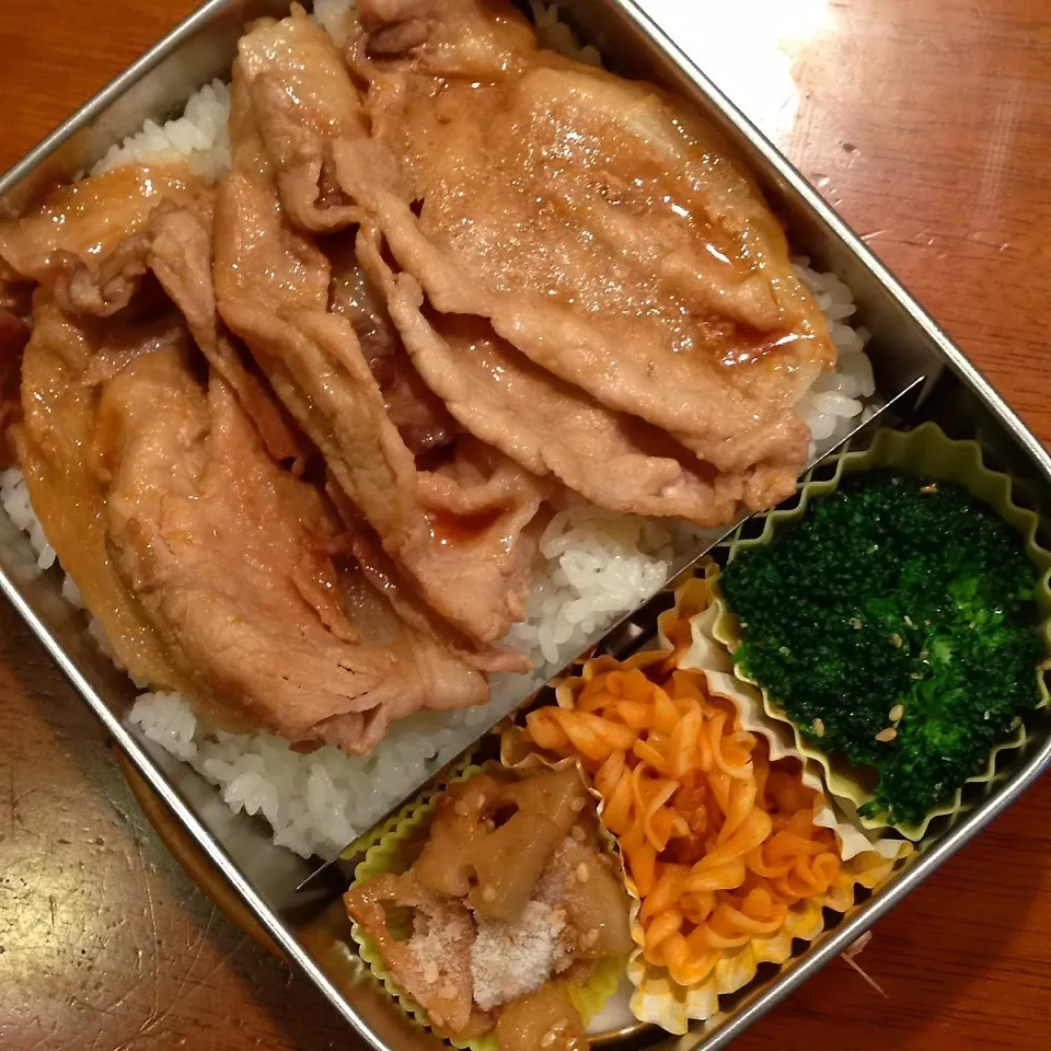 Snapdishの料理写真:生姜焼き弁当|なつこいっきママさん